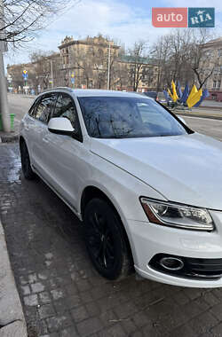 Внедорожник / Кроссовер Audi Q5 2014 в Запорожье
