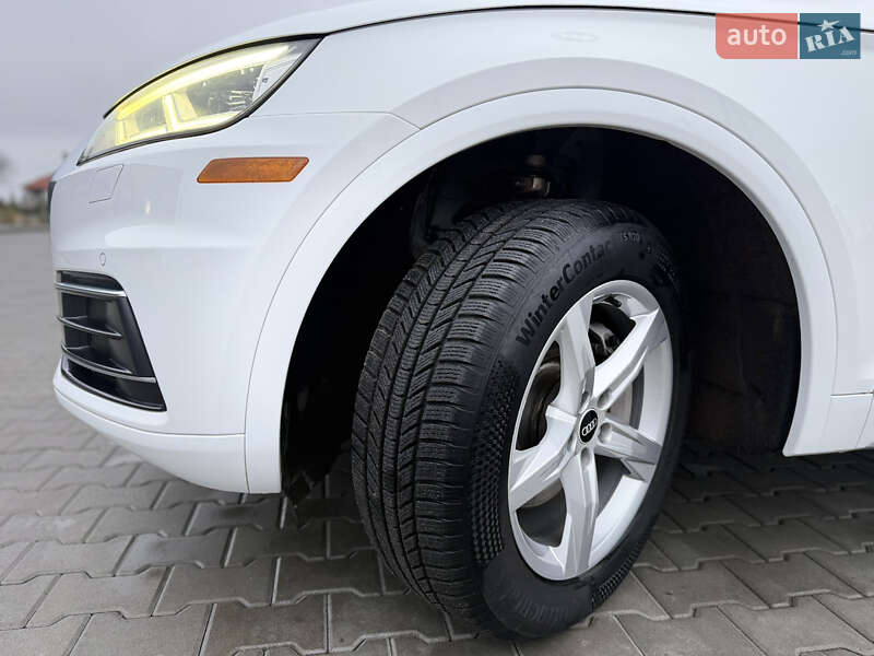 Позашляховик / Кросовер Audi Q5 2017 в Львові фото 14 Позашляховик / Кросовер Audi Q5 2017 в Львові
