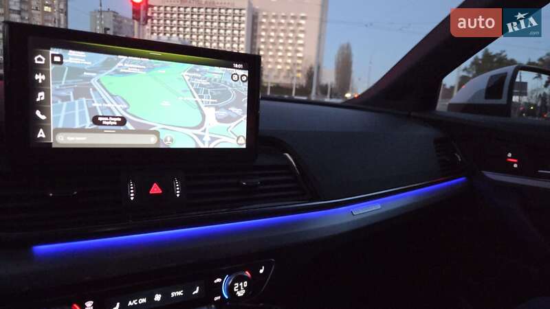 Позашляховик / Кросовер Audi Q5 2021 в Києві