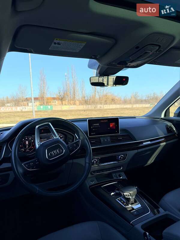 Позашляховик / Кросовер Audi Q5 2019 в Кривому Розі