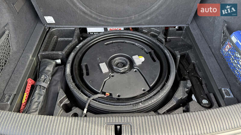 Позашляховик / Кросовер Audi Q5 2022 в Києві