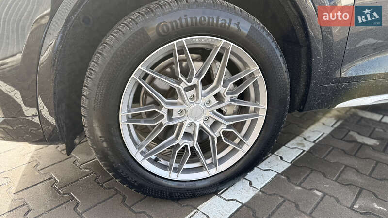Позашляховик / Кросовер Audi Q5 2022 в Києві
