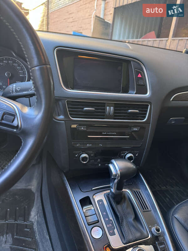Позашляховик / Кросовер Audi Q5 2015 в Києві фото 52 Позашляховик / Кросовер Audi Q5 2015 в Києві