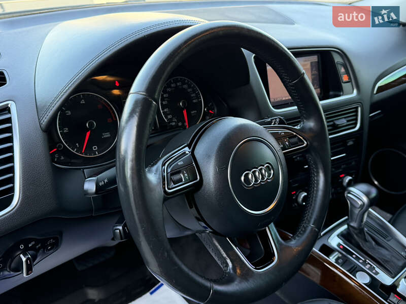 Позашляховик / Кросовер Audi Q5 2015 в Ковелі