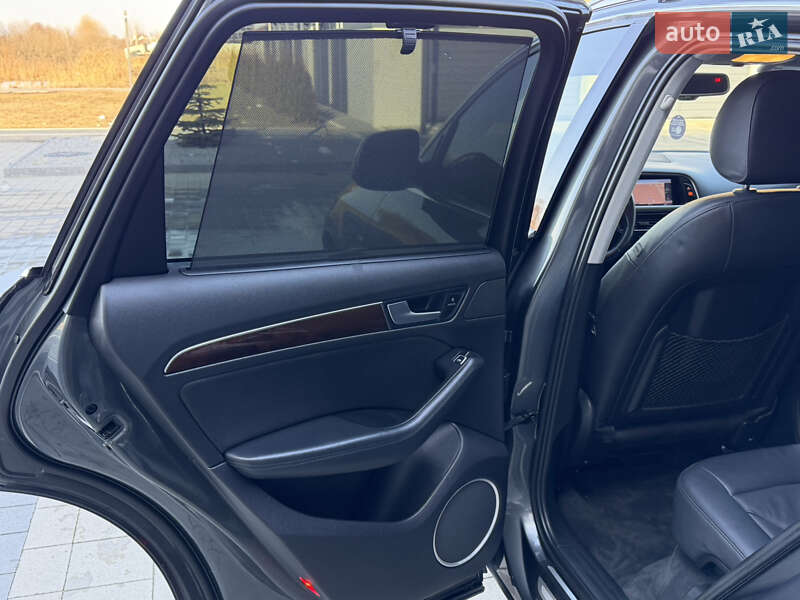 Позашляховик / Кросовер Audi Q5 2015 в Ковелі