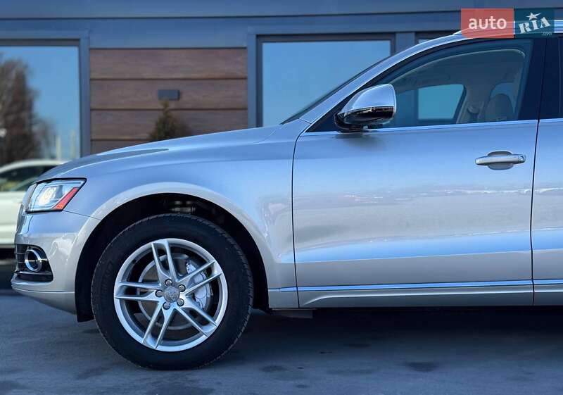 Внедорожник / Кроссовер Audi Q5 2015 в Ровно