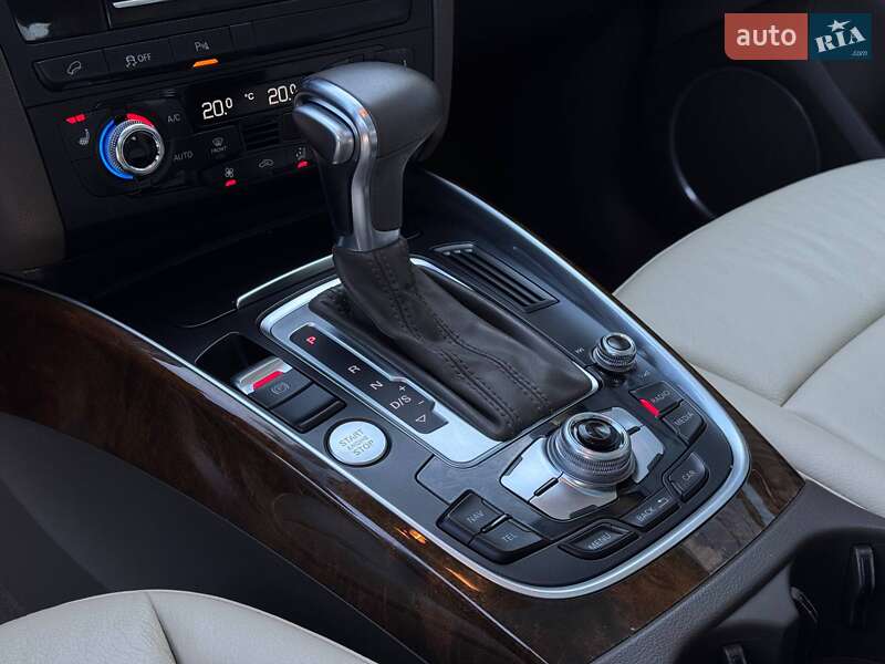 Внедорожник / Кроссовер Audi Q5 2015 в Ровно