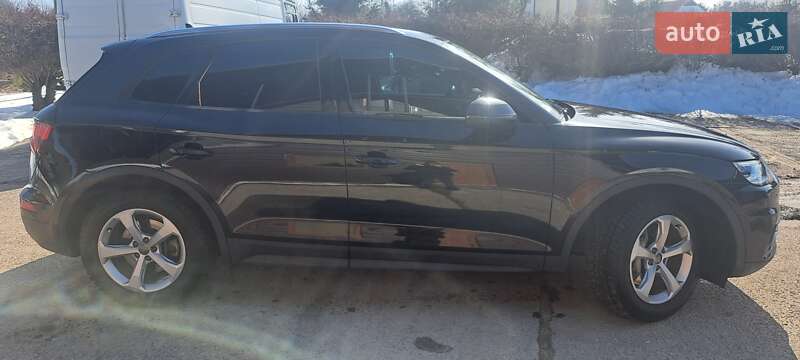 Позашляховик / Кросовер Audi Q5 2020 в Полтаві