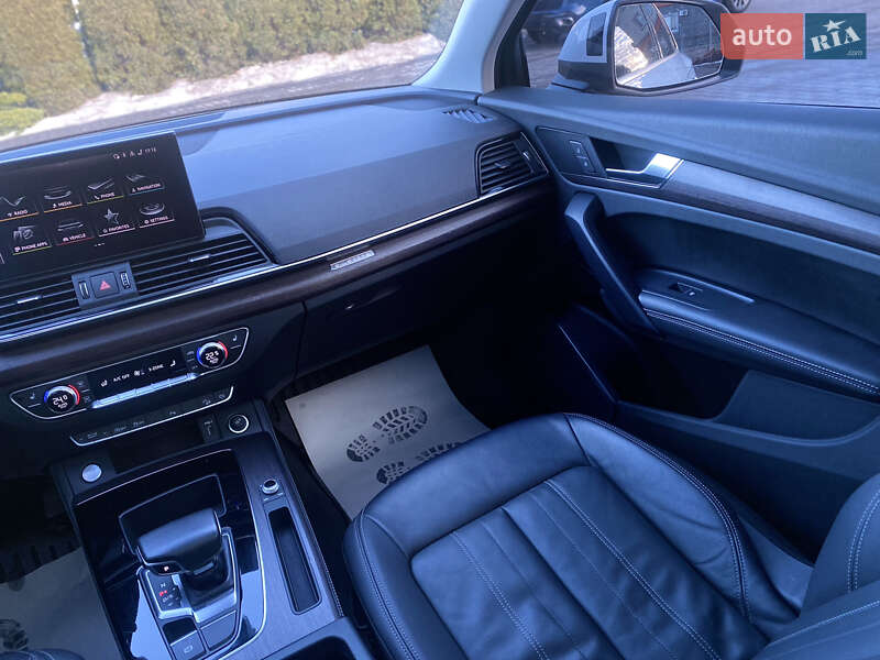 Внедорожник / Кроссовер Audi Q5 2021 в Луцке