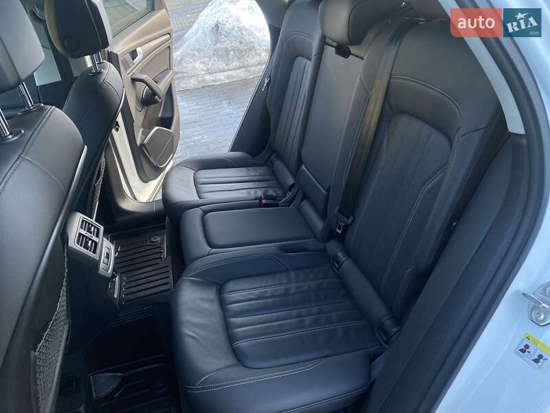 Внедорожник / Кроссовер Audi Q5 2021 в Луцке