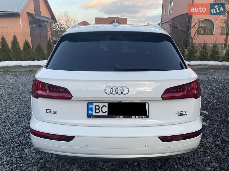 Позашляховик / Кросовер Audi Q5 2017 в Львові фото 5 Позашляховик / Кросовер Audi Q5 2017 в Львові