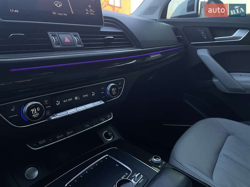 Позашляховик / Кросовер Audi Q5 2017 в Львові фото 23 Позашляховик / Кросовер Audi Q5 2017 в Львові