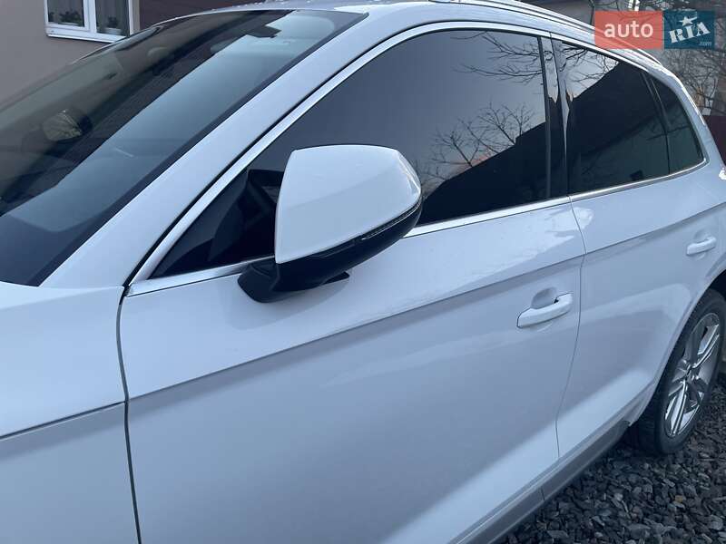Позашляховик / Кросовер Audi Q5 2017 в Львові фото 47 Позашляховик / Кросовер Audi Q5 2017 в Львові