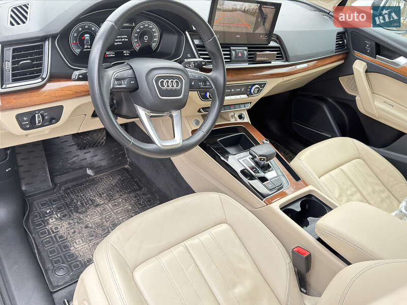 Позашляховик / Кросовер Audi Q5 2023 в Кам'янському