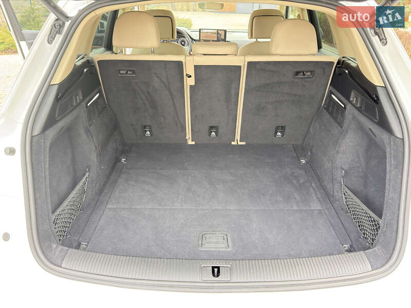 Позашляховик / Кросовер Audi Q5 2023 в Кам'янському