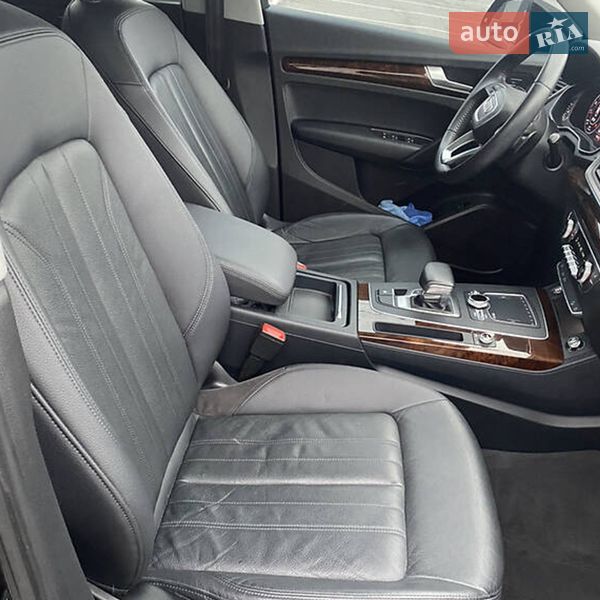 Позашляховик / Кросовер Audi Q5 2017 в Києві