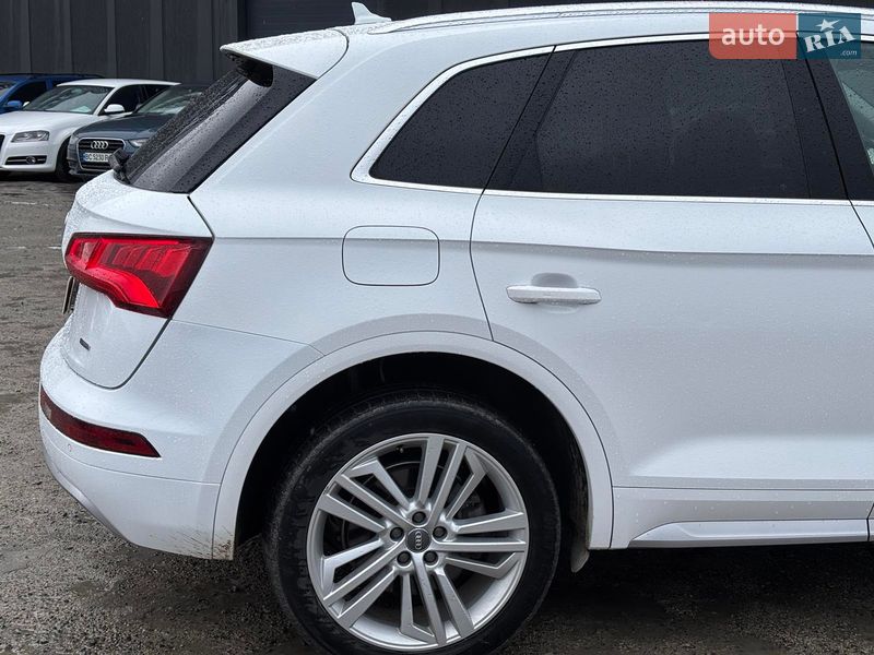 Внедорожник / Кроссовер Audi Q5 2019 в Львове