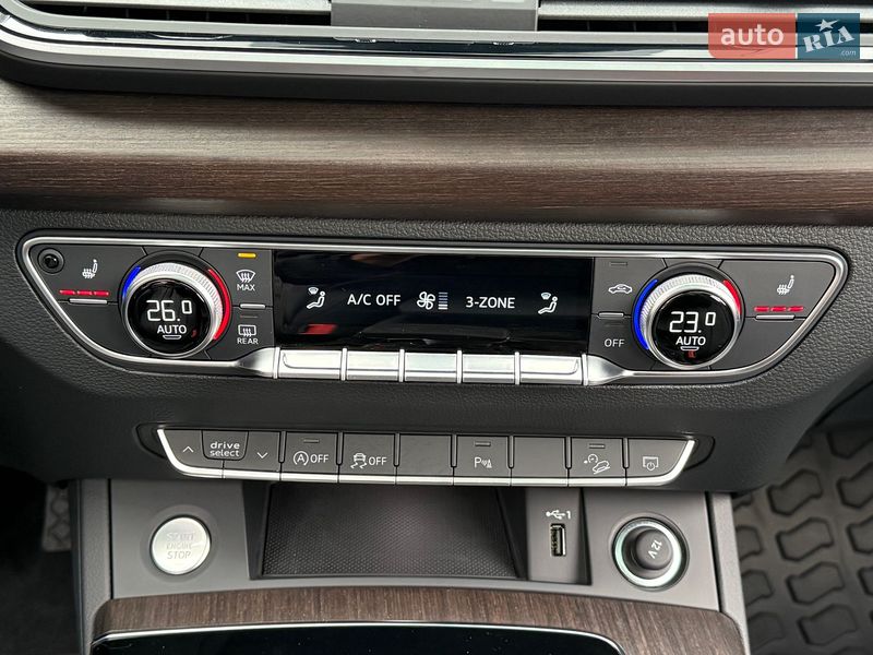 Внедорожник / Кроссовер Audi Q5 2024 в Коломые