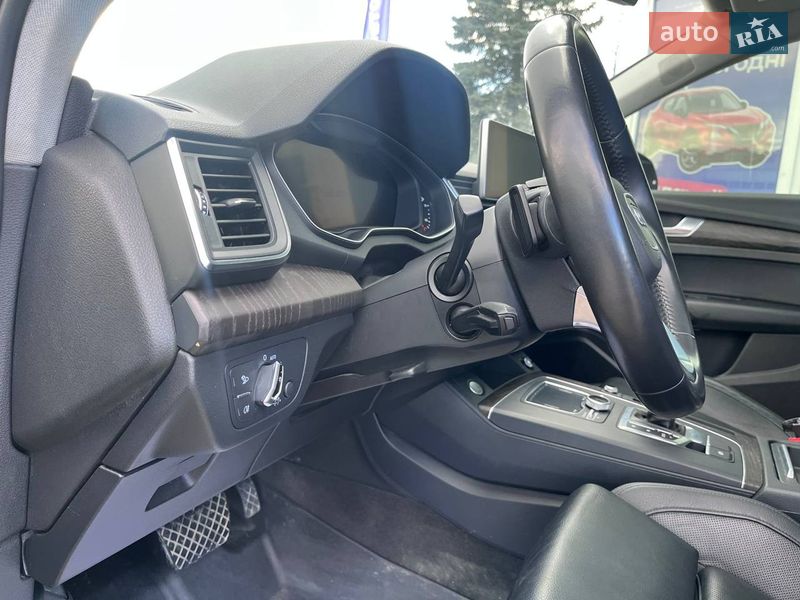 Позашляховик / Кросовер Audi Q5 2017 в Львові фото 10 Позашляховик / Кросовер Audi Q5 2017 в Львові