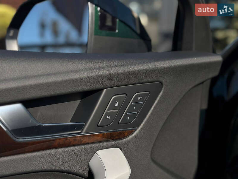 Позашляховик / Кросовер Audi Q5 2018 в Львові