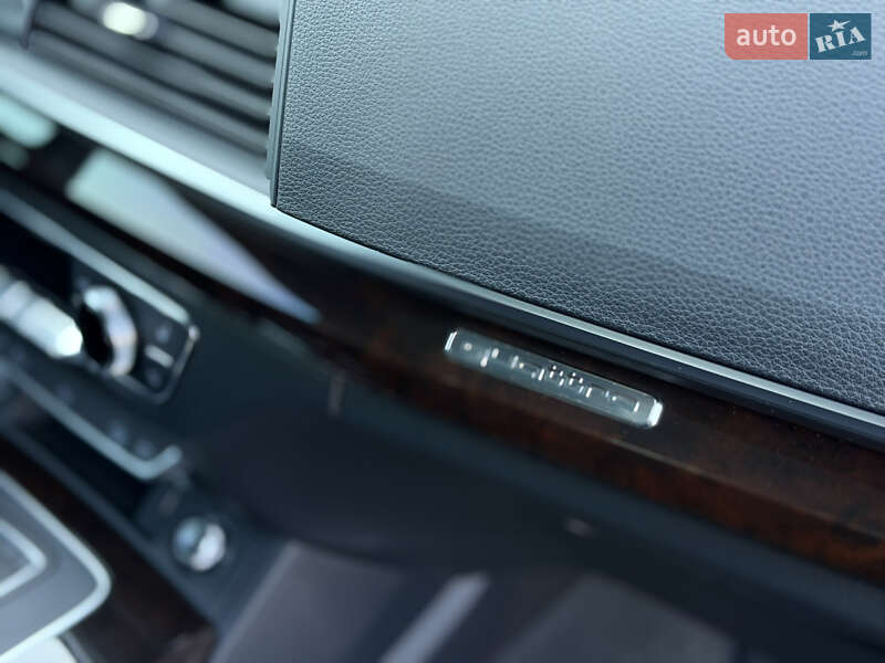 Позашляховик / Кросовер Audi Q5 2018 в Луцьку