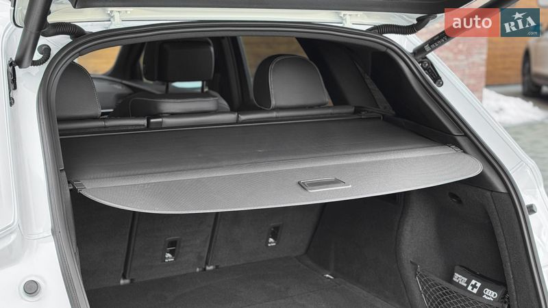 Позашляховик / Кросовер Audi Q5 2022 в Рівному