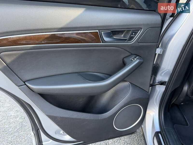 Позашляховик / Кросовер Audi Q5 2016 в Ковелі