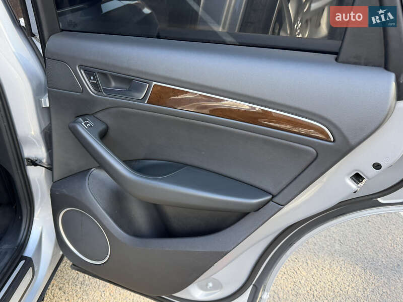 Позашляховик / Кросовер Audi Q5 2016 в Ковелі