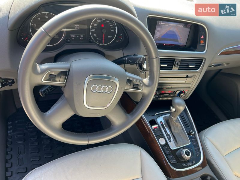 Внедорожник / Кроссовер Audi Q5 2012 в Владимире
