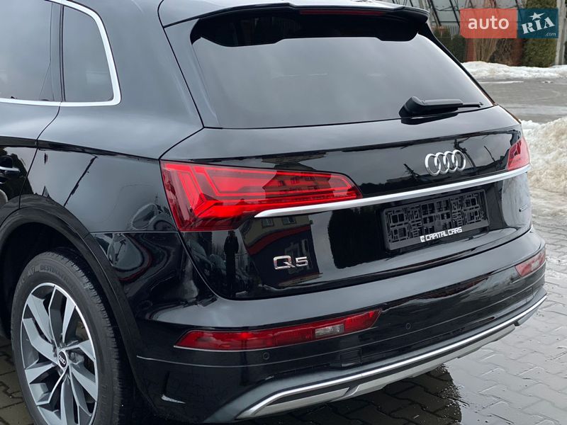 Позашляховик / Кросовер Audi Q5 2020 в Луцьку