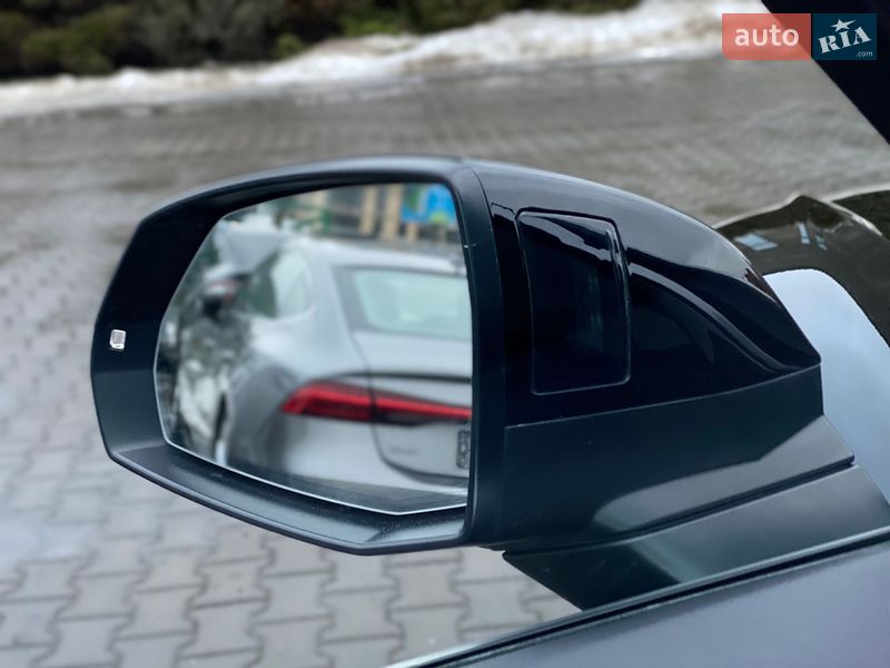 Позашляховик / Кросовер Audi Q5 2020 в Луцьку