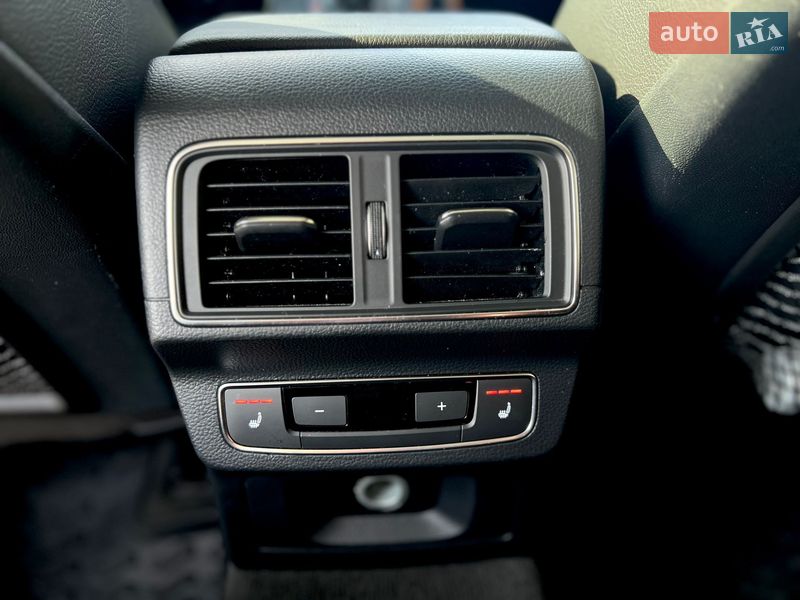 Позашляховик / Кросовер Audi Q5 2017 в Ужгороді фото 33 Позашляховик / Кросовер Audi Q5 2017 в Ужгороді