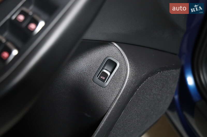 Позашляховик / Кросовер Audi Q5 2016 в Луцьку