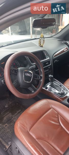 Внедорожник / Кроссовер Audi Q5 2011 в Корсуне-Шевченковском