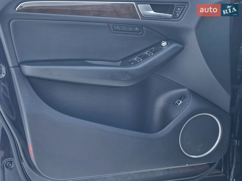 Внедорожник / Кроссовер Audi Q5 2015 в Луцке