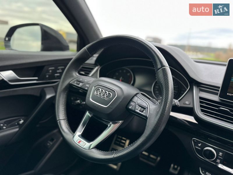 Внедорожник / Кроссовер Audi Q5 2019 в Ровно