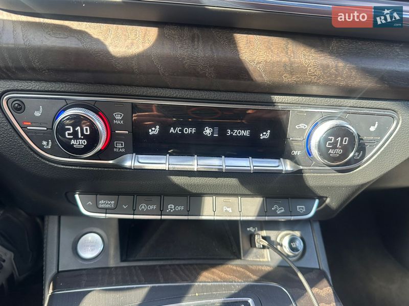 Внедорожник / Кроссовер Audi Q5 2019 в Калуше