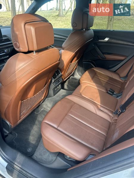 Внедорожник / Кроссовер Audi Q5 2019 в Калуше