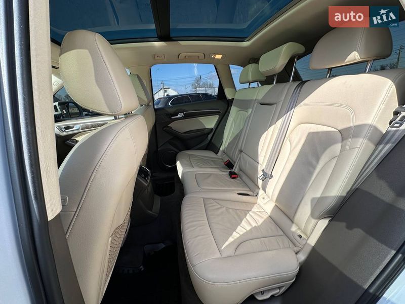 Внедорожник / Кроссовер Audi Q5 2017 в Львове