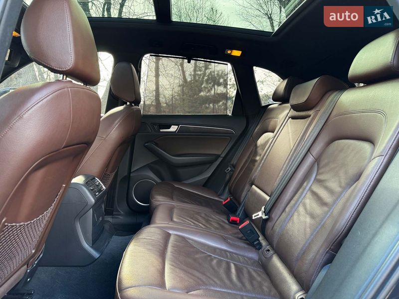 Позашляховик / Кросовер Audi Q5 2015 в Києві