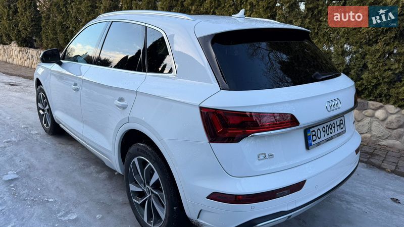 Внедорожник / Кроссовер Audi Q5 2021 в Тернополе