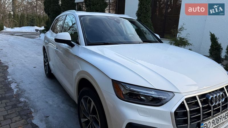 Внедорожник / Кроссовер Audi Q5 2021 в Тернополе