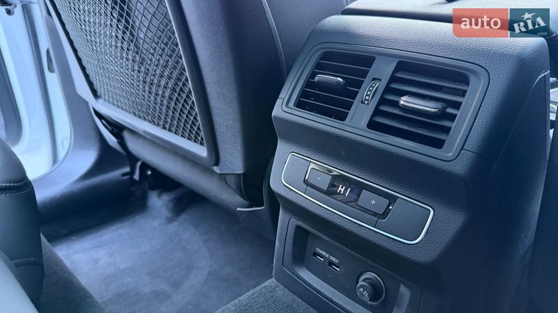 Внедорожник / Кроссовер Audi Q5 2021 в Тернополе