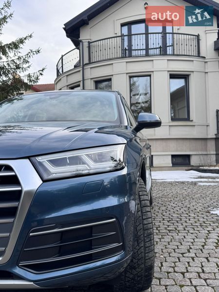Позашляховик / Кросовер Audi Q5 2018 в Львові