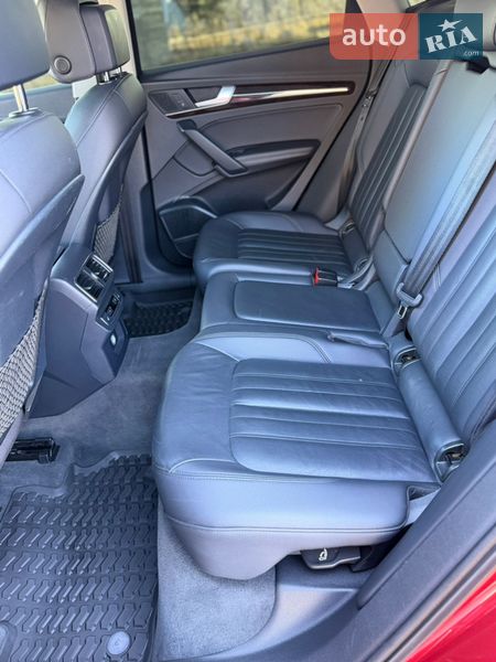 Внедорожник / Кроссовер Audi Q5 2017 в Львове