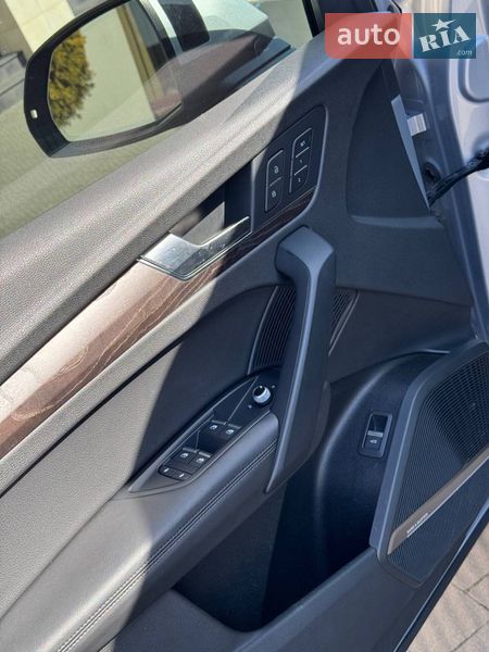 Внедорожник / Кроссовер Audi Q5 2018 в Стрые