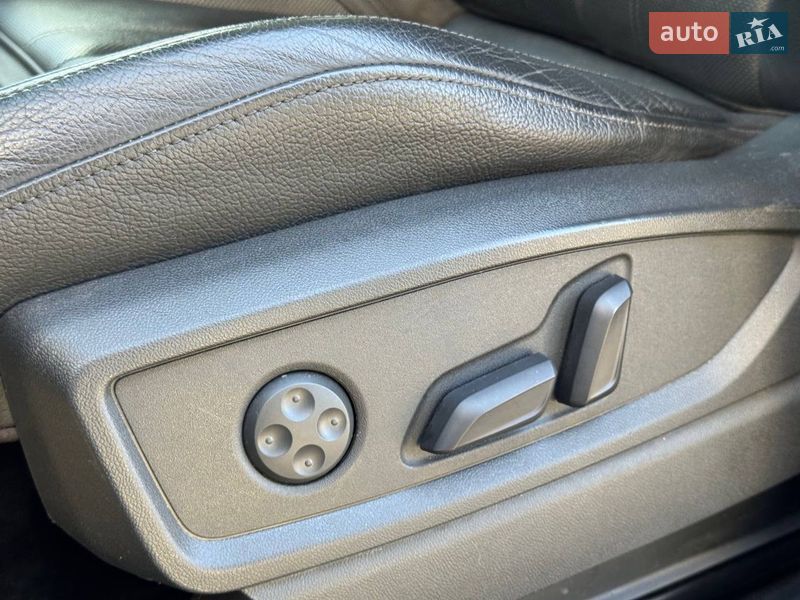 Внедорожник / Кроссовер Audi Q5 2018 в Стрые