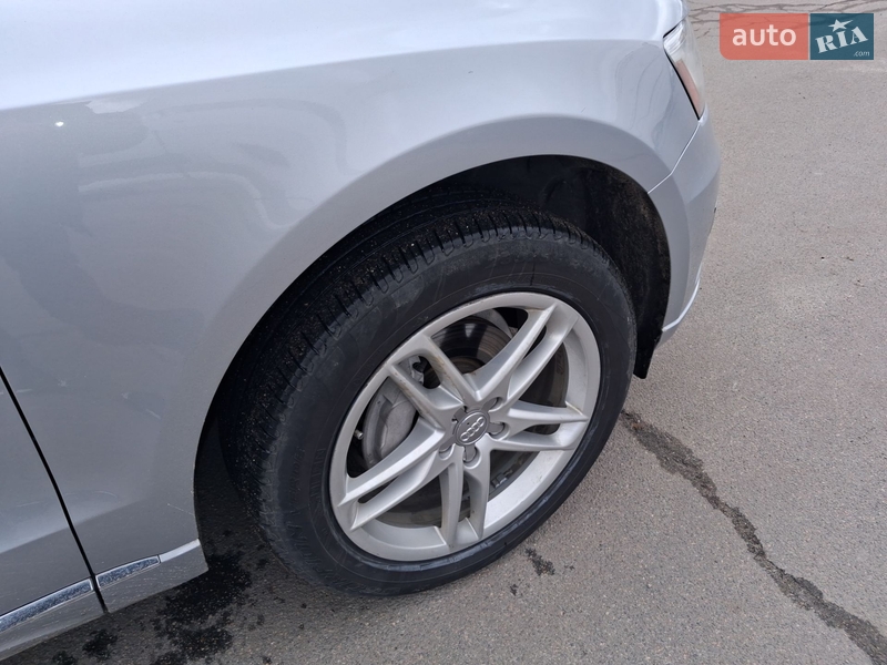 Позашляховик / Кросовер Audi Q5 2015 в Києві