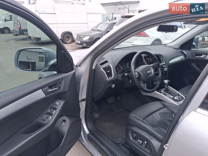Позашляховик / Кросовер Audi Q5 2015 в Києві