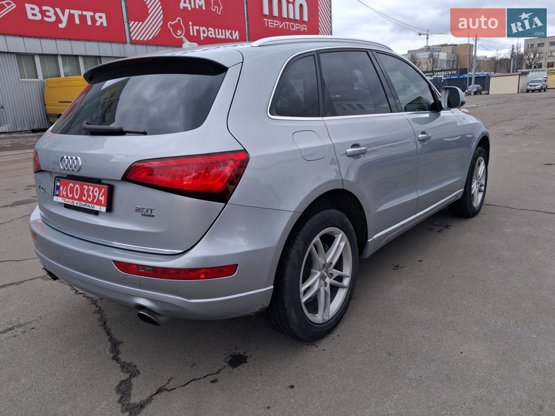 Позашляховик / Кросовер Audi Q5 2015 в Києві